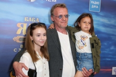 Алексей Серебряков с детьми